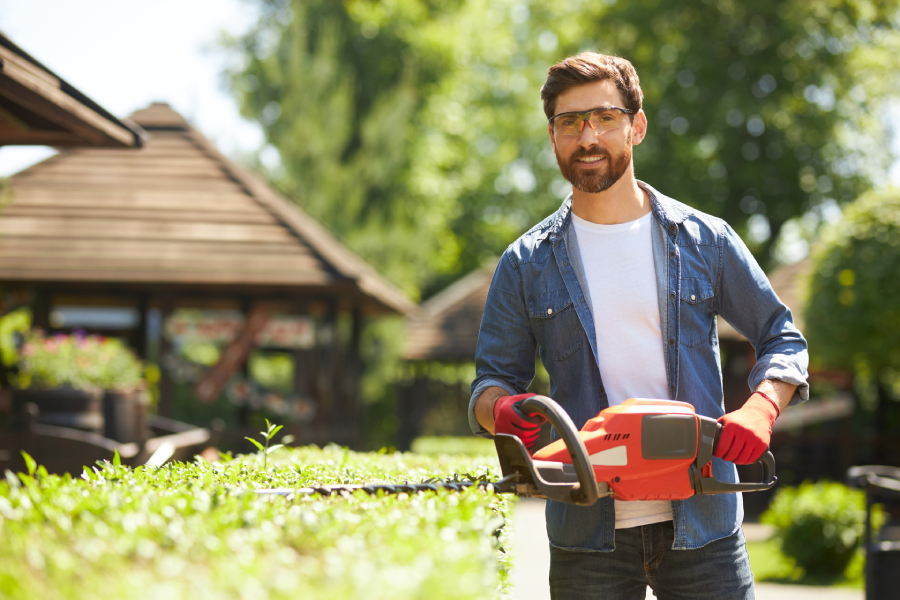 Hire Landscapers & Gardeners in London